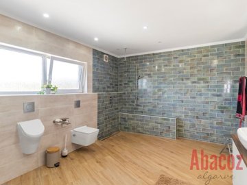 idd829b601-0000-0500-0000-000017dca411