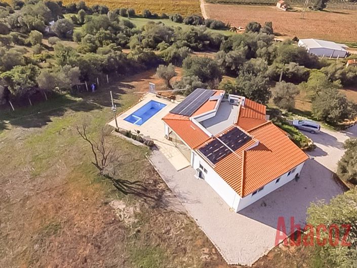 Image No.19-2 Bed Villa for sale