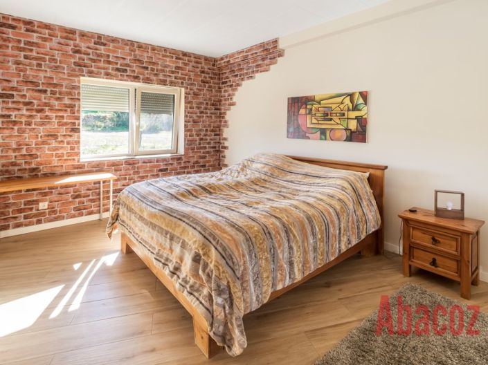 Image No.8-2 Bed Villa for sale