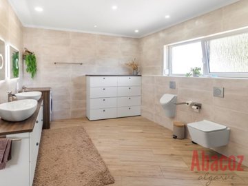 idd829b601-0000-0500-0000-000017dca410