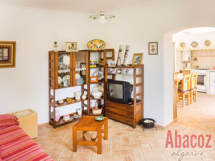 Image No.5-1 Bed House for sale