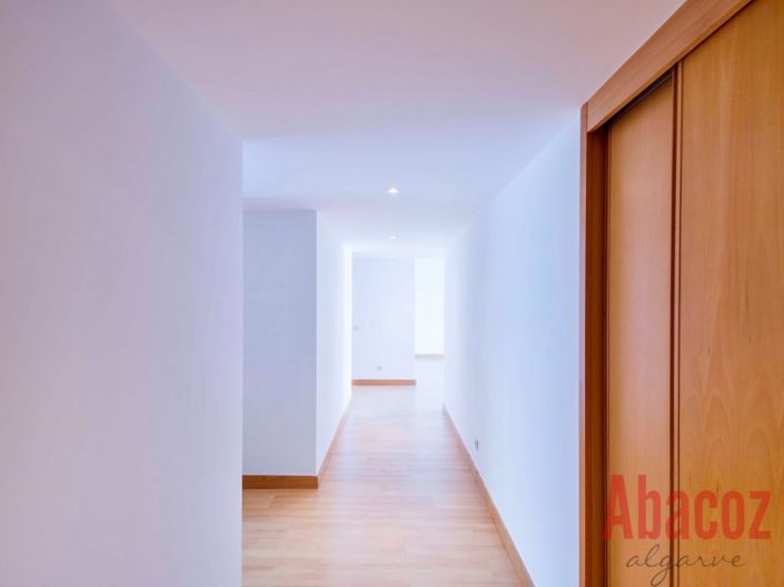 Image No.10-Appartement de 2 chambres à vendre à Lagos