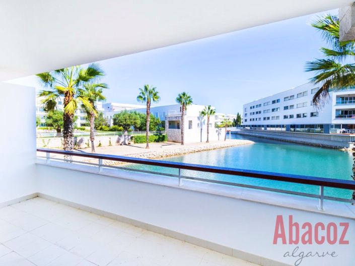 Image No.2-Appartement de 2 chambres à vendre à Lagos