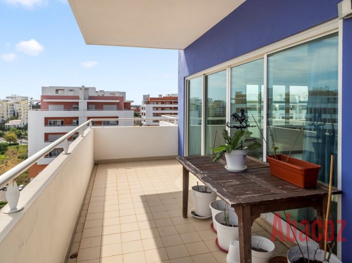 Image No.19-4 Bed Apartment for sale
