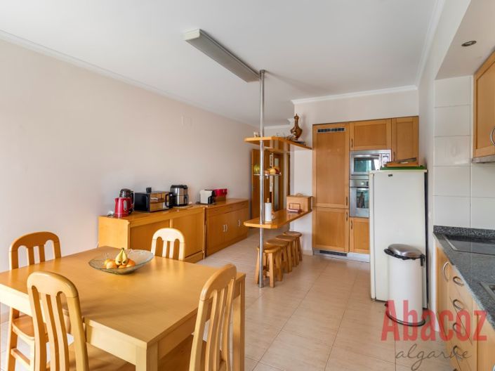 Image No.8-4 Bed Apartment for sale