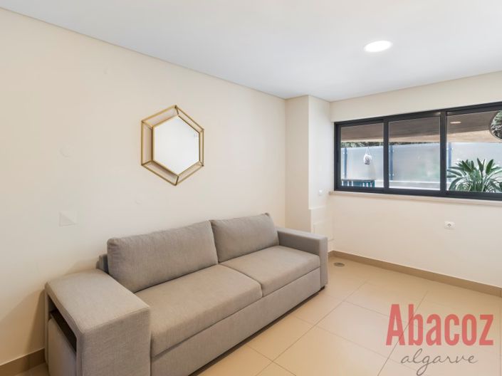 Image No.24-3 Bed Apartment for sale