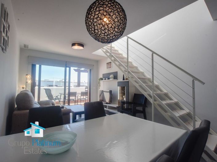 Image No.12-2 Bed Property for sale