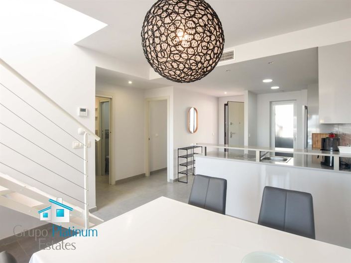 Image No.19-2 Bed Property for sale