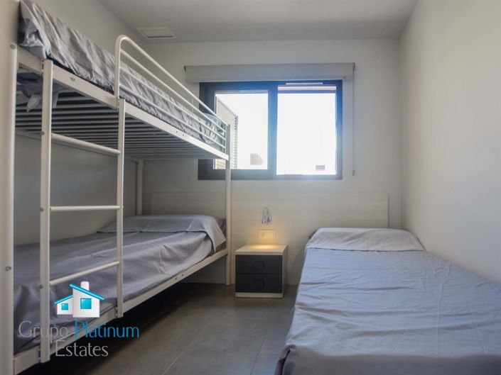 Image No.21-2 Bed Property for sale