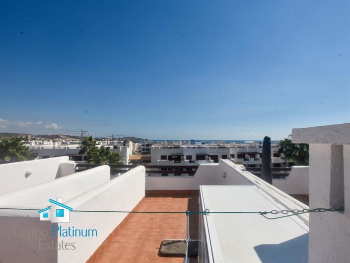 Image No.28-2 Bed Property for sale