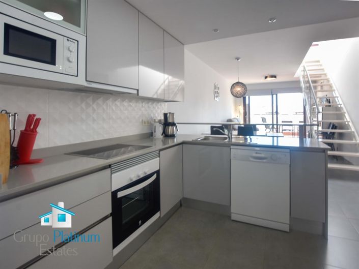 Image No.6-2 Bed Property for sale