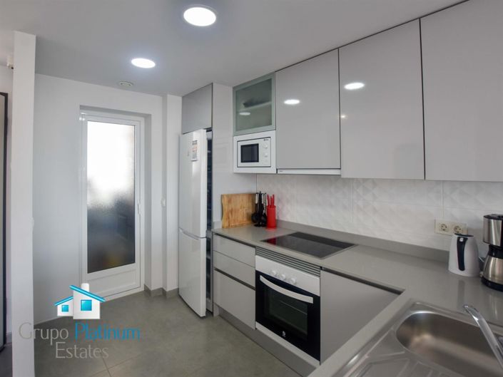 Image No.8-2 Bed Property for sale