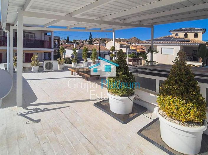 Image No.14-3 Bed Villa for sale