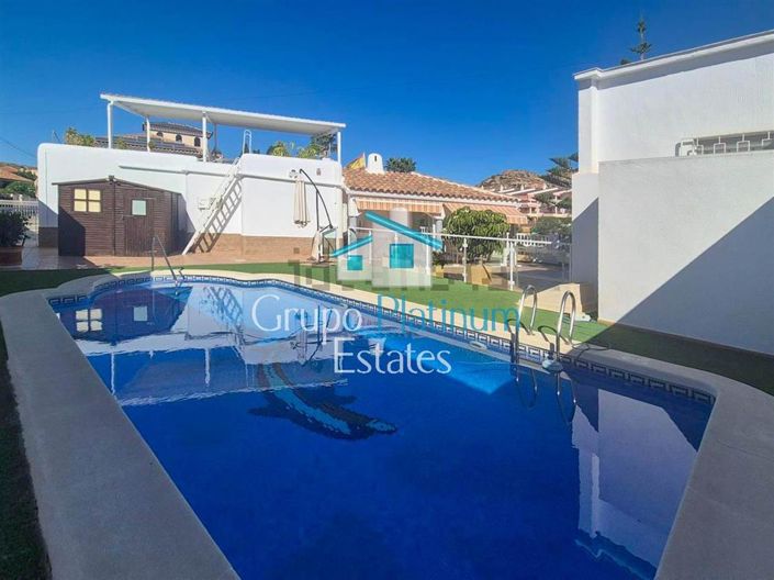 Image No.17-3 Bed Villa for sale