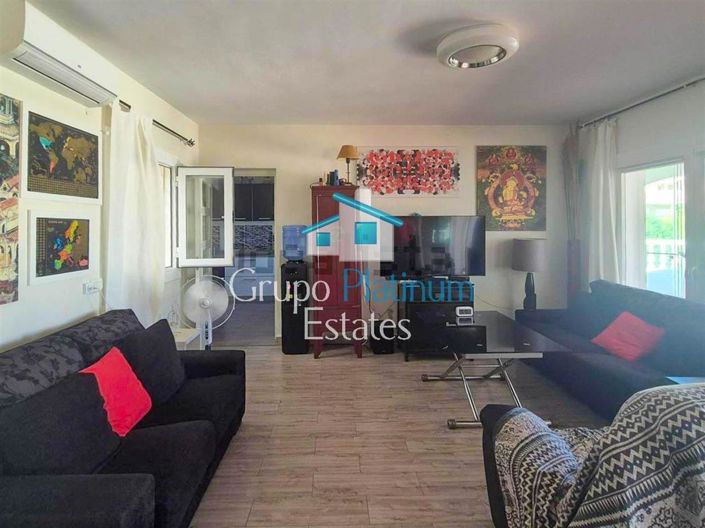 Image No.5-3 Bed Villa for sale