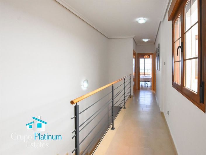 Image No.9-3 Bed Property for sale