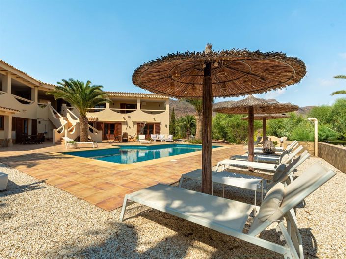 Image No.28-10 Bed Villa for sale