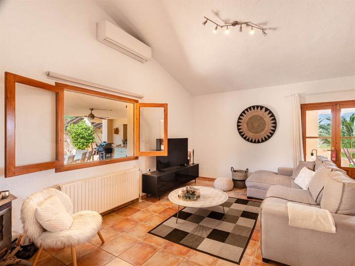 Image No.31-10 Bed Villa for sale