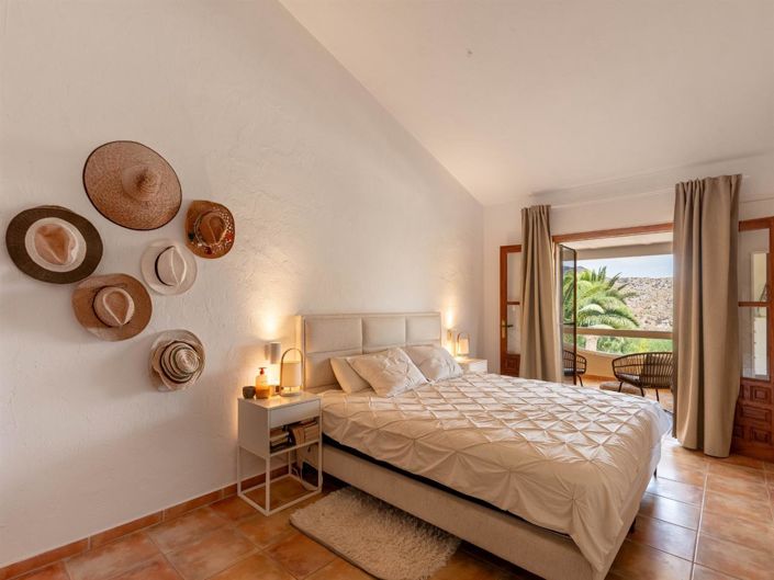 Image No.34-10 Bed Villa for sale