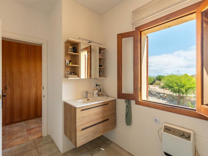 Image No.37-10 Bed Villa for sale