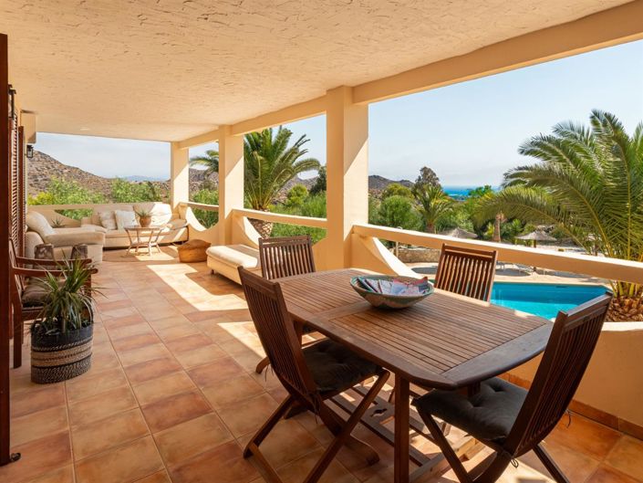 Image No.7-10 Bed Villa for sale