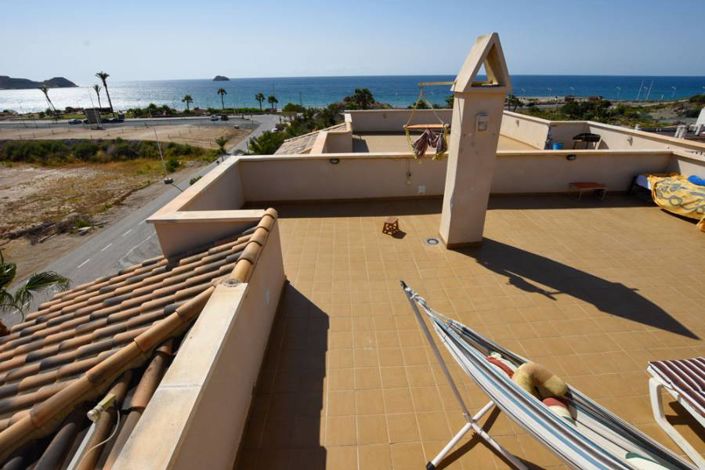 Image No.10-2 Bed Property for sale