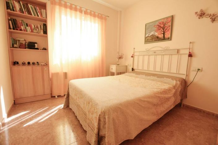 Image No.7-2 Bed Property for sale