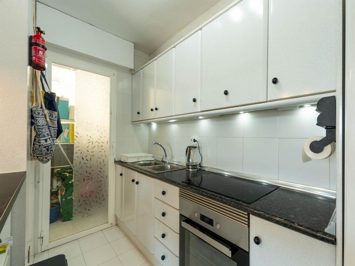 Image No.10-2 Bed Apartment for sale