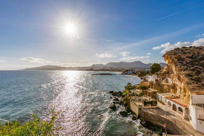 Image No.30-2 Bed Apartment for sale