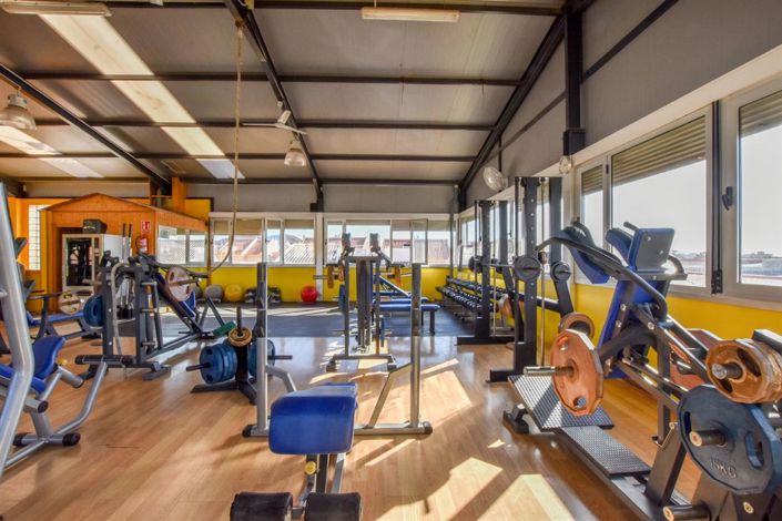 Image No.36-3 Bed Property for sale