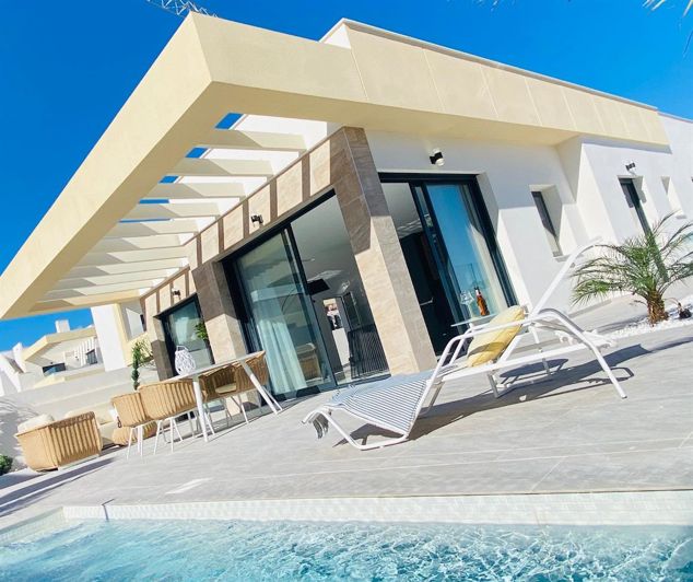 Image No.2-Villa de 3 chambres à vendre à Alicante