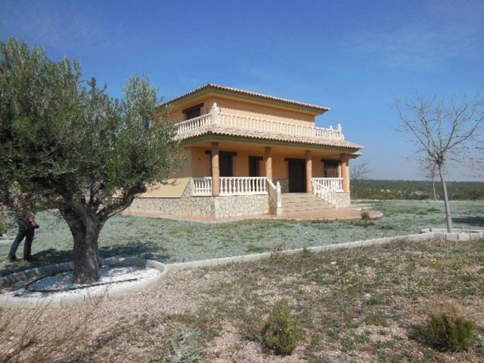 Image No.1-5 Bed Villa for sale