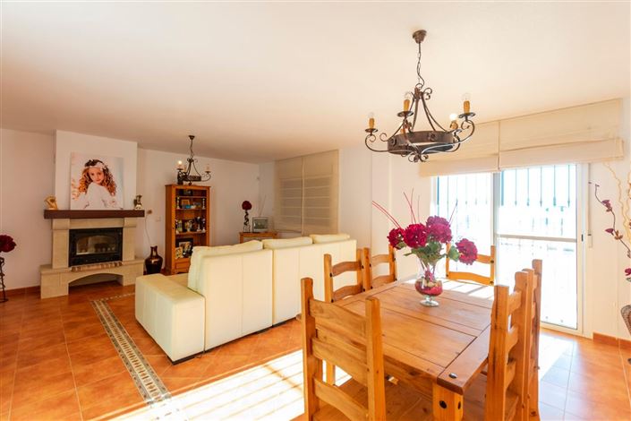 Image No.4-4 Bed Villa for sale