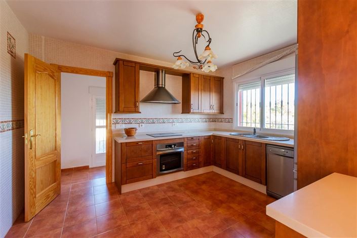 Image No.9-4 Bed Villa for sale