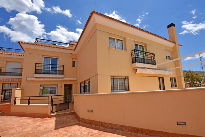 Image No.33-7 Bed Property for sale