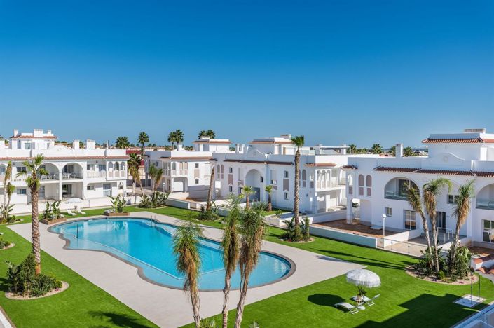 Image No.19-3 Bed Property for sale