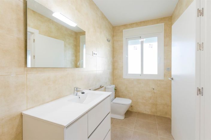 Image No.13-3 Bed Villa for sale