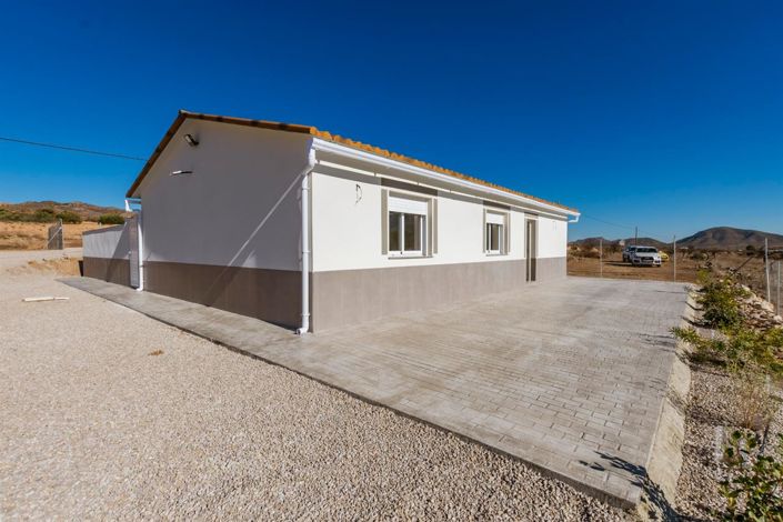 Image No.24-3 Bed Villa for sale