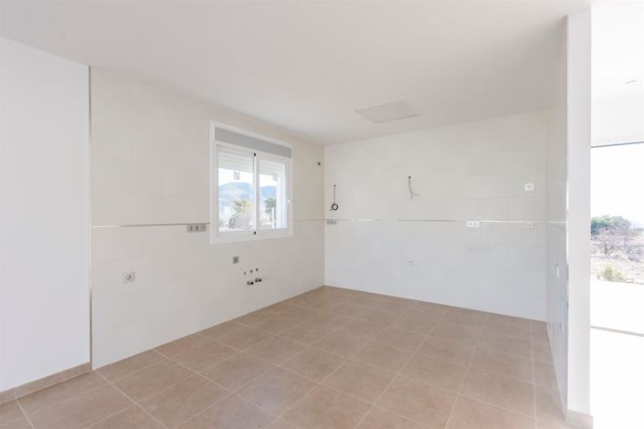 Image No.8-3 Bed Villa for sale