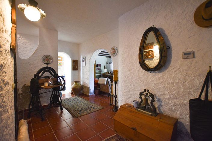 Image No.25-5 Bed Villa for sale