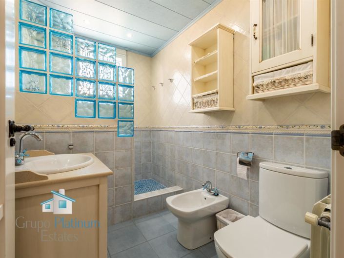 Image No.20-3 Bed Villa for sale