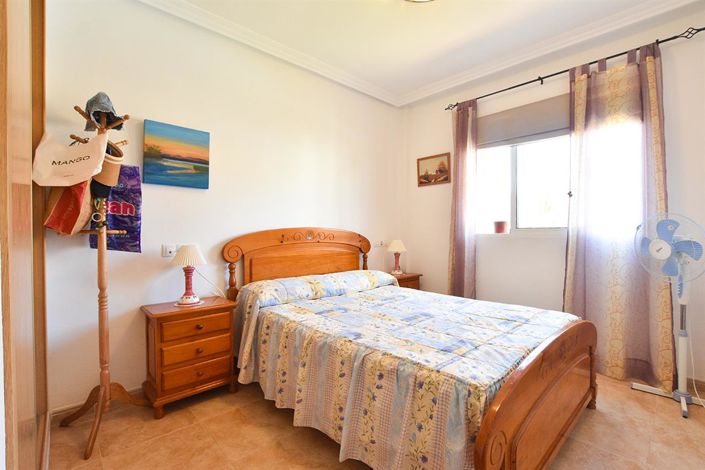 Image No.12-2 Bed Apartment for sale