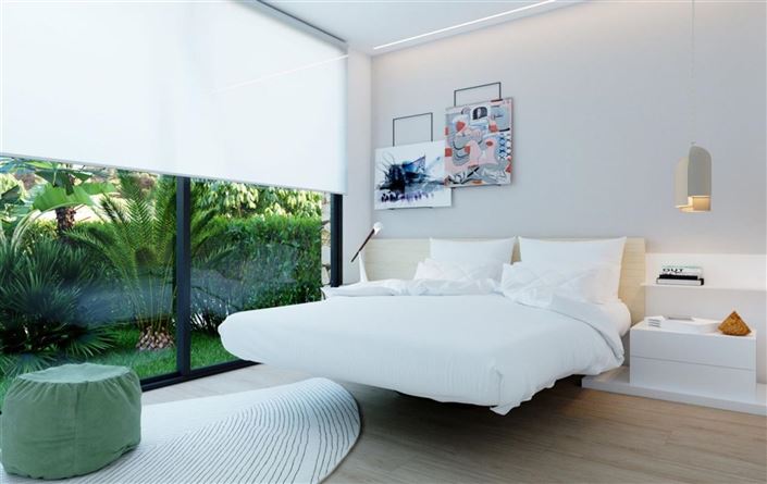 Image No.10-2 Bed Property for sale