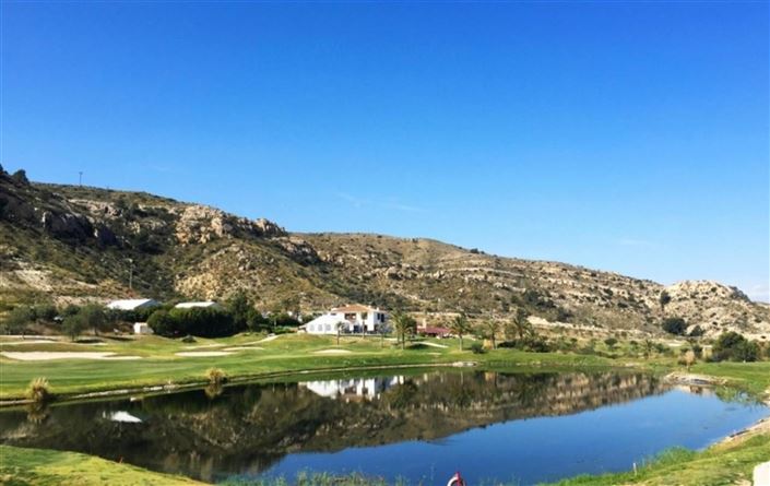 Image No.15-2 Bed Property for sale