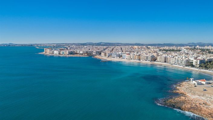 Image No.24-3 Bed Villa for sale