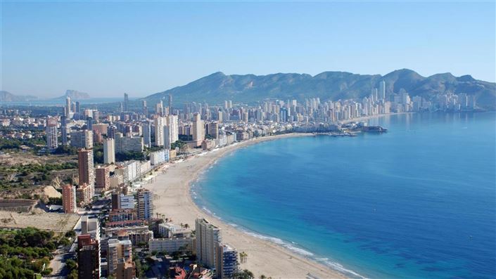 Image No.13-3 Bed Property for sale