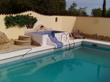 17709-villa-for-sale-in-palomares-159311-larg