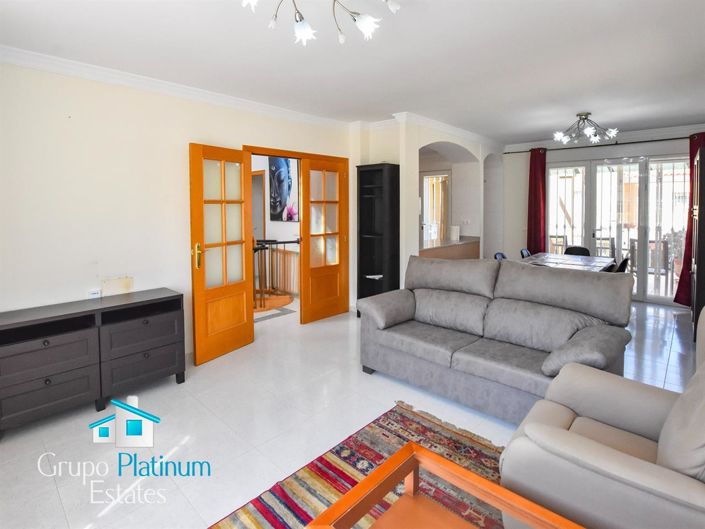 Image No.25-5 Bed Villa for sale