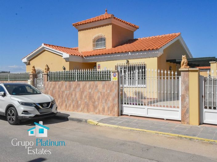 Image No.9-5 Bed Villa for sale