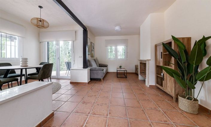 Image No.9-3 Bed Villa for sale